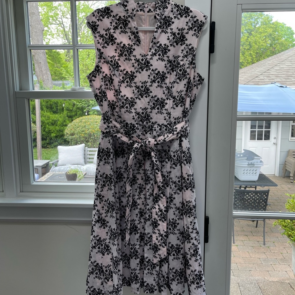 Brooks Brothers pick and black sleeveless dress with tie waist